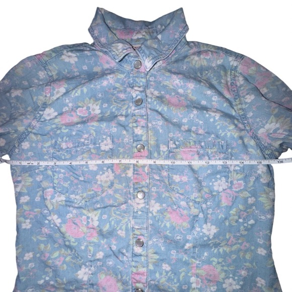 Light denim snap-up - Picture 3 of 4